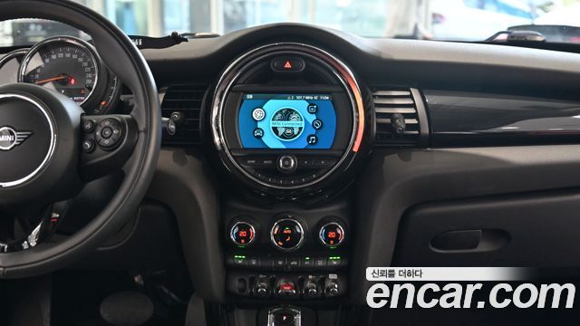 MINI Cooper 5Door Rosewood Edition 3rd 2020 — фото 22