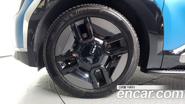 Kia EV9 Long Range 4WD GT Line 2024 — фото 5