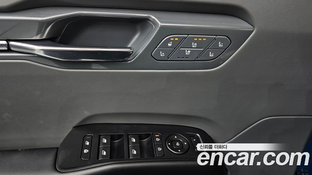Kia EV9 Long Range 4WD GT Line 2024 — фото 13