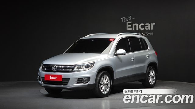 Volkswagen Tiguan 2.0 TDI Comfort 5N 2014 — фото 1