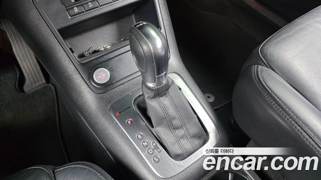 Volkswagen Tiguan 2.0 TDI Comfort 5N 2014 — фото 9