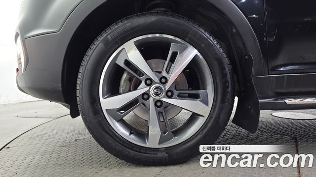 KG Mobility (SsangYong) Style Korando C 2.2 RX 2WD DLX 2018 — фото 5