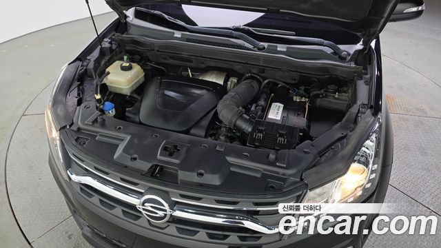 KG Mobility (SsangYong) Style Korando C 2.2 RX 2WD DLX 2018 — фото 6