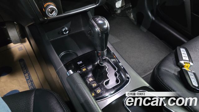 KG Mobility (SsangYong) Style Korando C 2.2 RX 2WD DLX 2018 — фото 9