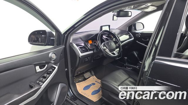 KG Mobility (SsangYong) Style Korando C 2.2 RX 2WD DLX 2018 — фото 10
