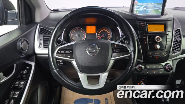 KG Mobility (SsangYong) Style Korando C 2.2 RX 2WD DLX 2018 — фото 13