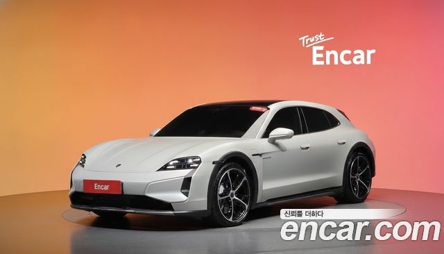 Porsche Taycan Turbo Cross Turismo 2025 — фото 1