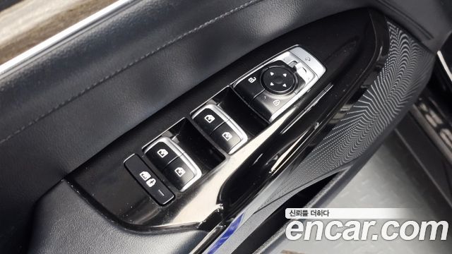 Kia K5 (III) 2.0 Noblesse 2022 — фото 28