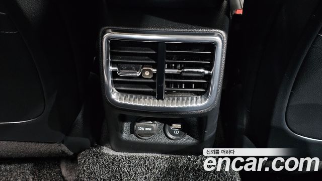 Kia K5 (III) 2.0 Noblesse 2022 — фото 29