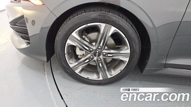 Kia K5 (III) 1.6 Turbo Signature 2022 — фото 5