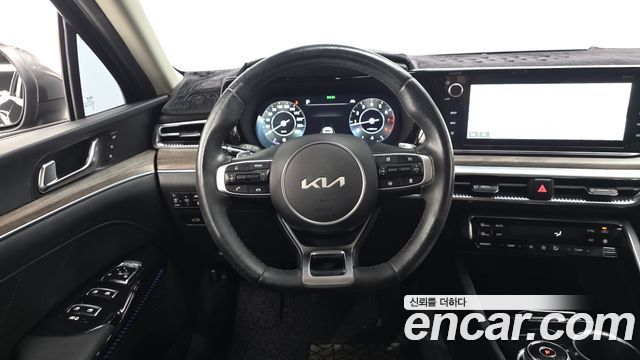 Kia K5 (III) 1.6 Turbo Signature 2022 — фото 12
