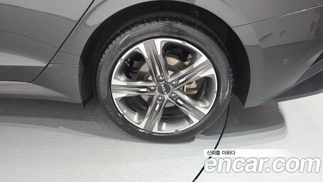 Kia K5 (III) 1.6 Turbo Signature 2022 — фото 21
