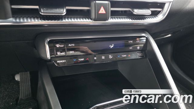 Kia K5 (III) 1.6 Turbo Signature 2022 — фото 31
