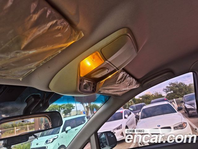 KG Mobility (SsangYong) Korando Turismo 4WD TX 11-seater 2016 — фото 18