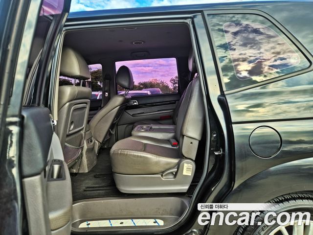 KG Mobility (SsangYong) Korando Turismo 4WD TX 11-seater 2016 — фото 22