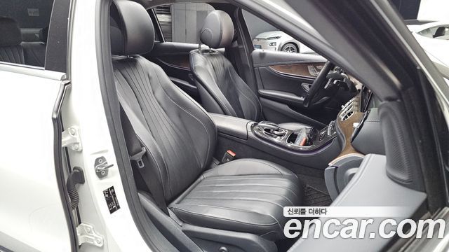 Mercedes-Benz E-Class (W213) E220d Exclusive 2017 — фото 10