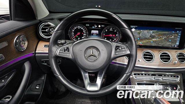 Mercedes-Benz E-Class (W213) E220d Exclusive 2017 — фото 13