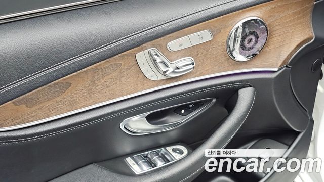 Mercedes-Benz E-Class (W213) E220d Exclusive 2017 — фото 16