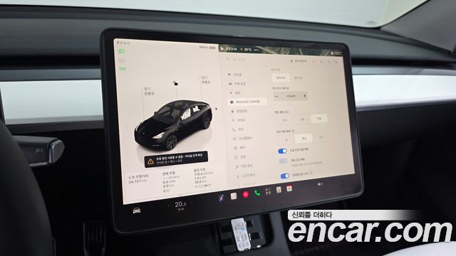 Tesla Model Y Long Range AWD 2024 — фото 18
