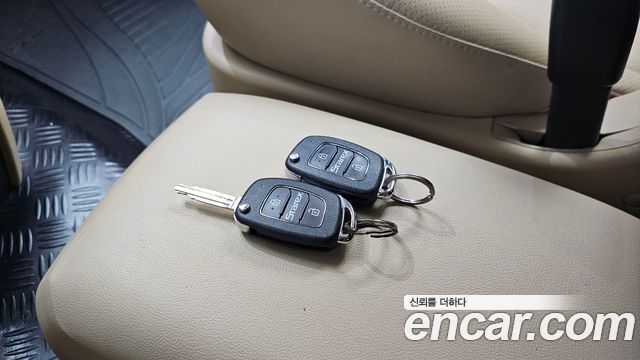 Hyundai Grand Starex Wagon 11-Seater Modern 2020 — фото 19