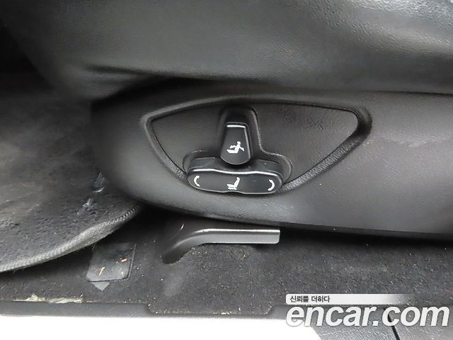 KG Mobility (SsangYong) Rexton W 2.2 4WD RX7 Luxury 2017 — фото 17