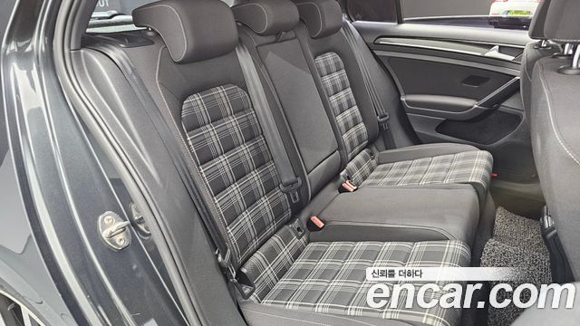 Volkswagen Golf (VII) 2.0 GTD Extreme Edition 2016 — фото 11