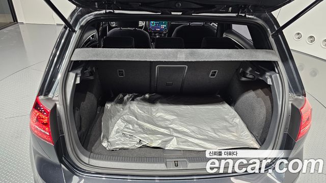 Volkswagen Golf (VII) 2.0 GTD Extreme Edition 2016 — фото 31