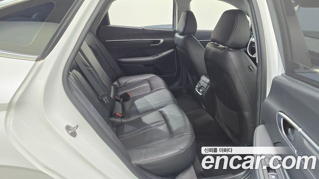 Hyundai Sonata The Edge (DN8) 1.6 Turbo Exclusive 2024 — фото 11