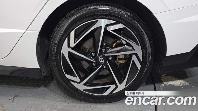 Hyundai Sonata The Edge (DN8) 1.6 Turbo Exclusive 2024 — фото 21