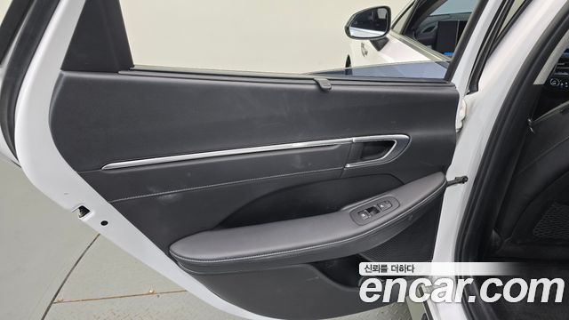Hyundai Sonata The Edge (DN8) 1.6 Turbo Exclusive 2024 — фото 25