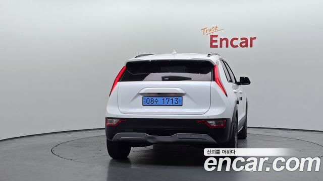 Kia Niro EV Air 2023 — фото 4