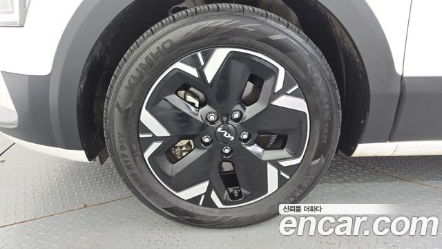 Kia Niro EV Air 2023 — фото 5