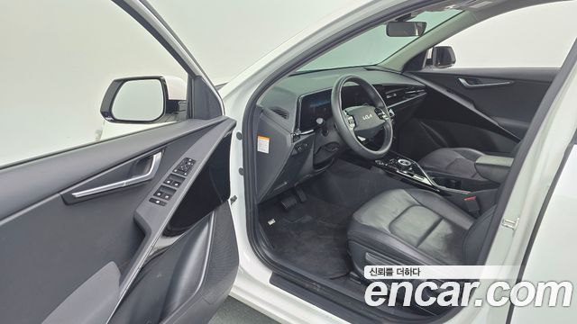 Kia Niro EV Air 2023 — фото 10