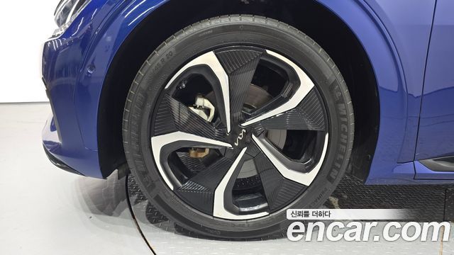 Kia EV6 Long Range GT Line 2022 — фото 5