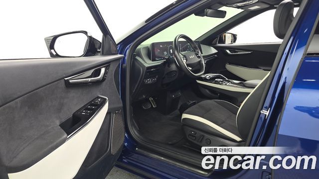 Kia EV6 Long Range GT Line 2022 — фото 10