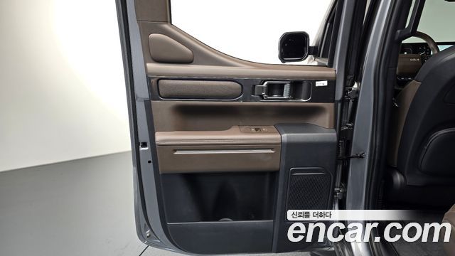 Kia Tasman 2.5T Gasoline 4WD Extreme 2026 — фото 25