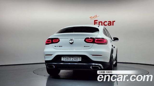 Mercedes-Benz GLC-Class (X253) GCL300 4MATIC Coupe 2020 — фото 4