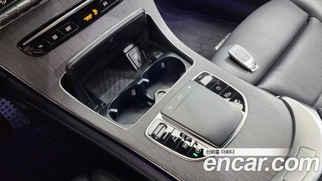 Mercedes-Benz GLC-Class (X253) GCL300 4MATIC Coupe 2020 — фото 9