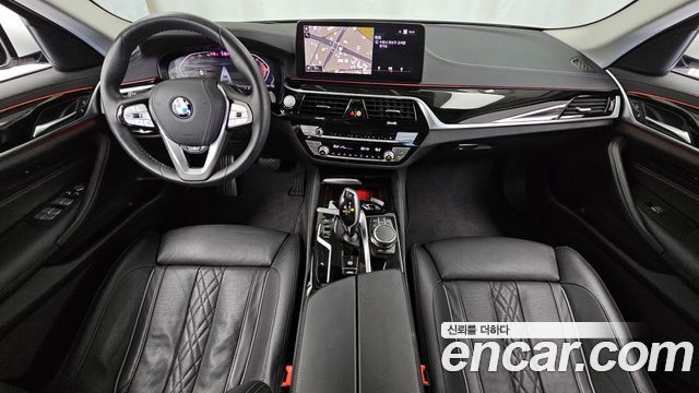 BMW 5 Series (G30) 523d Luxury 2022 — фото 7