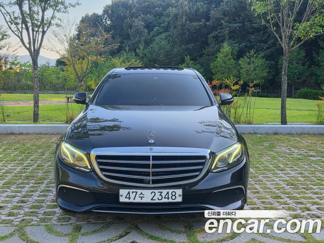 Mercedes-Benz E-Class (W213) E300 4MATIC Exclusive Standard