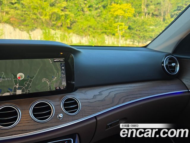 Mercedes-Benz E-Class (W213) E300 4MATIC Exclusive Standard 2018 — фото 9