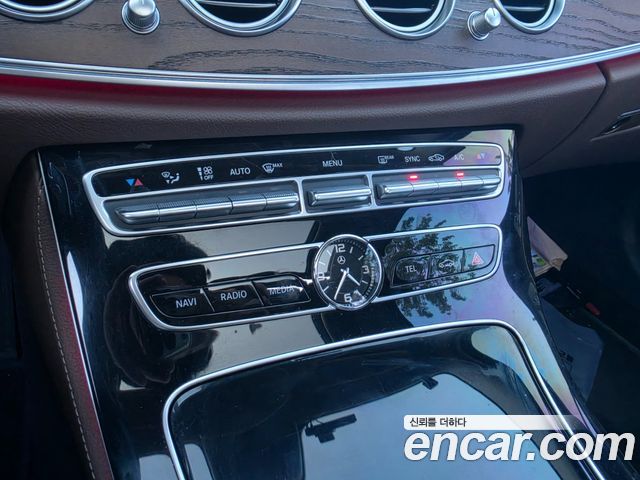 Mercedes-Benz E-Class (W213) E300 4MATIC Exclusive Standard 2018 — фото 15