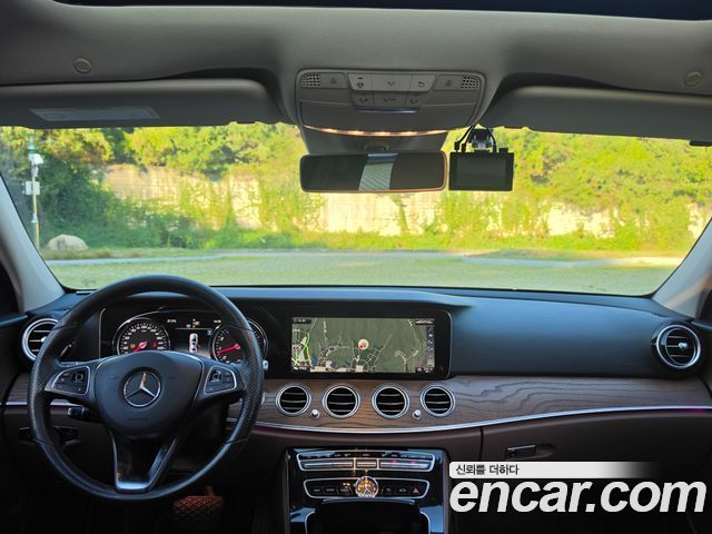 Mercedes-Benz E-Class (W213) E300 4MATIC Exclusive Standard 2018 — фото 22