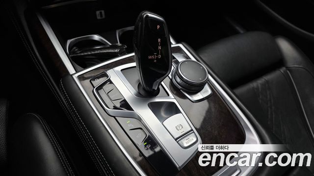 BMW 7 Series (G11) 750Li xDrive Prestige 2016 — фото 9