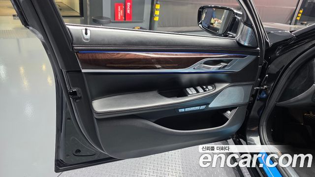 BMW 7 Series (G11) 750Li xDrive Prestige 2016 — фото 24