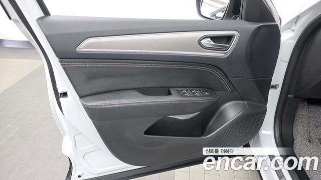 Renault Korea XM3 1.6 E-TECH Inspire e-shifter 2023 — фото 24