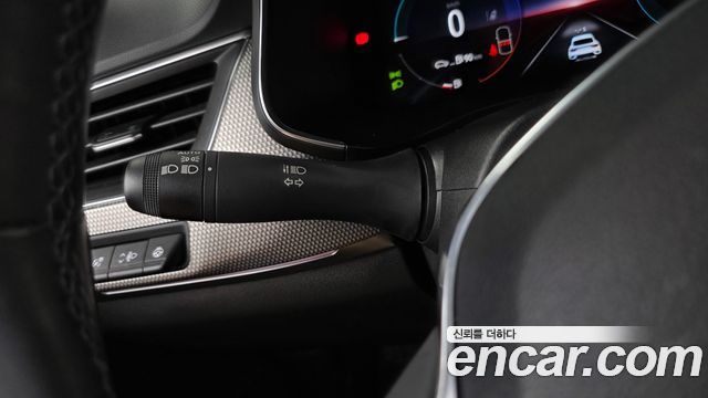 Renault Korea XM3 1.6 E-TECH Inspire e-shifter 2023 — фото 29
