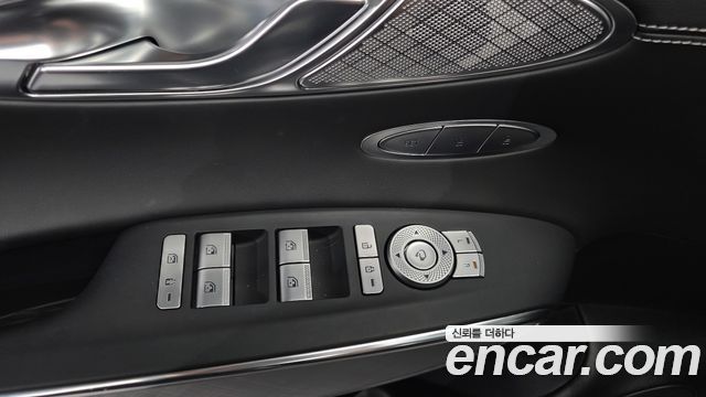 Genesis Electrified (GV70) e-AWD 2022 — фото 35