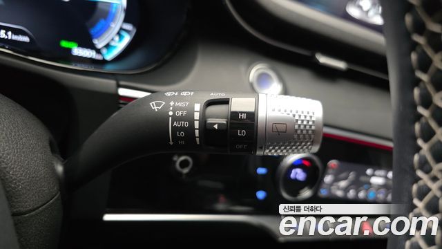 Genesis Electrified (GV70) e-AWD 2022 — фото 18