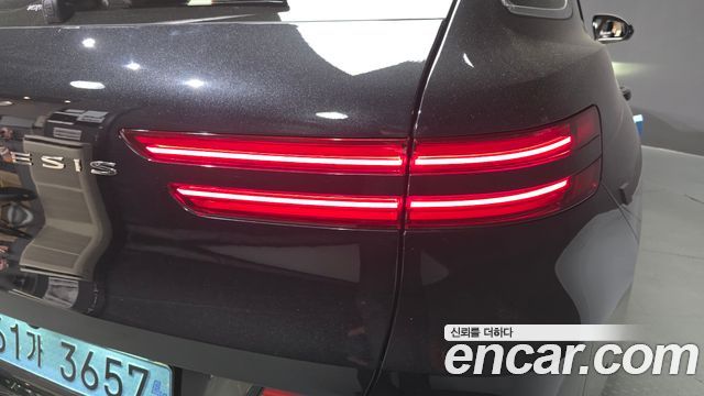 Genesis Electrified (GV70) e-AWD 2022 — фото 23